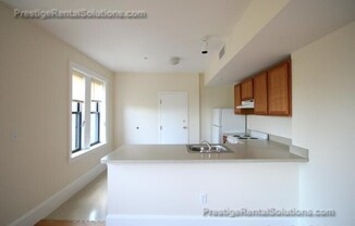 881 Massachusetts Ave