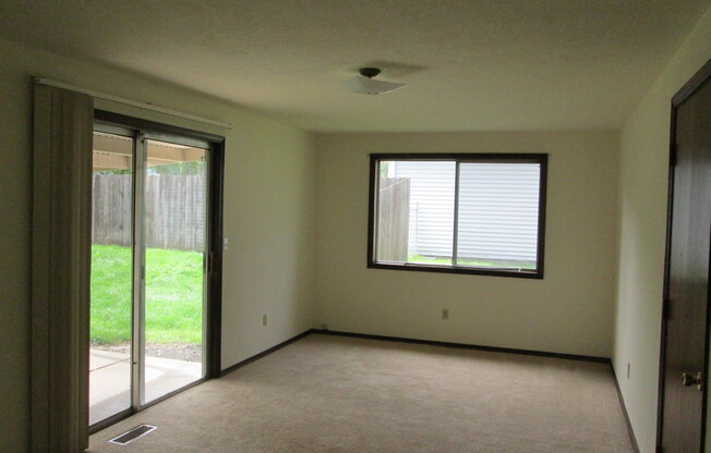 17640 SW Wright Street ~ Coming Soon! Available for Showings starting July 27, 2026 - NEW Carpet & Paint