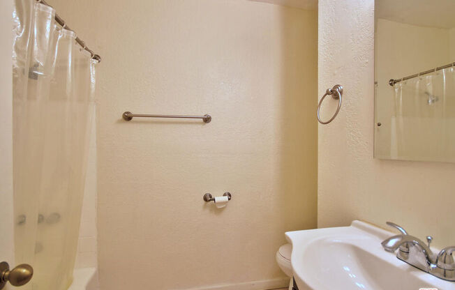 Studio, 1 bath, $1,599, Unit 10