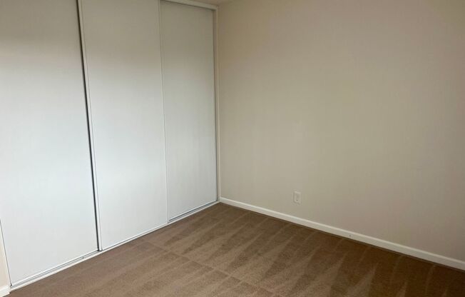 2 beds, 2 baths, 950 sqft, $2,800, Unit 521