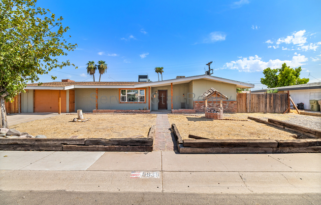 5939 W ORANGE DR