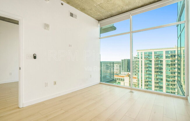 1 bed, 1 bath, 779 sqft, $2,200, Unit Apt 2003