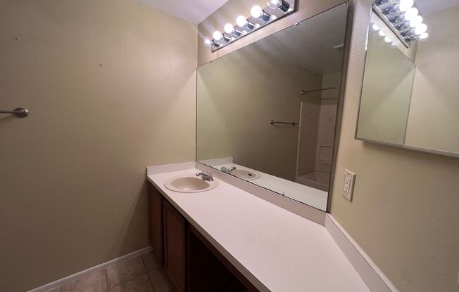 2 beds, 2 baths, $1,450, Unit UNIT 104