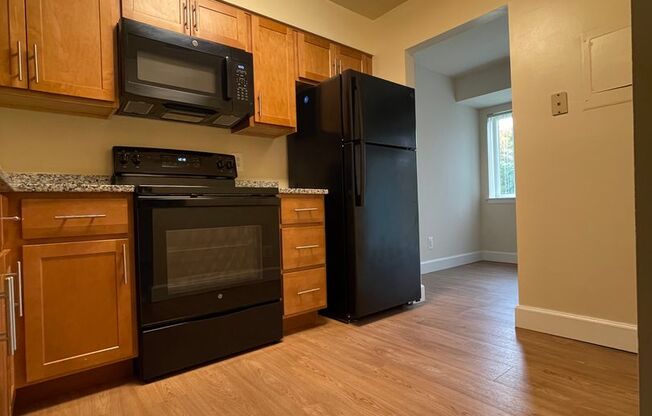 2 beds, 2 baths, 1,000 sqft, $2,150, Unit 14229 #203