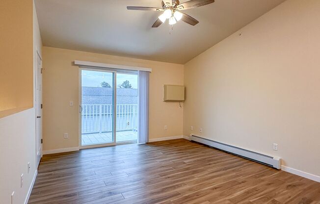 1 bed, 1 bath, 797 sqft, $1,150, Unit RO 10121-60