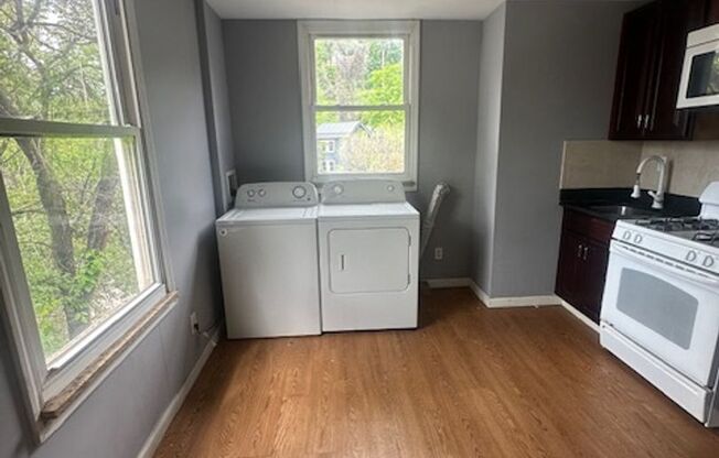 51 Bates St 1 &amp; 2