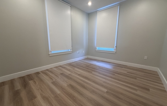 2 beds, 2 baths, 935 sqft, $3,700, Unit 302
