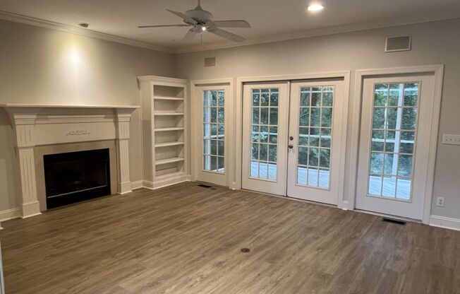 Refreshed 4 Bed home in Ballantyne