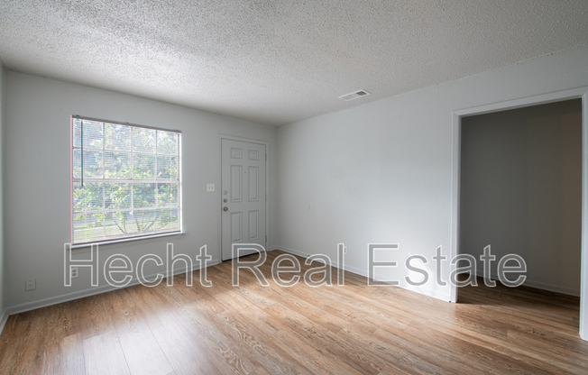 5900 GLN MDW DR