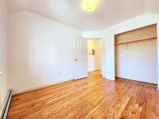 3 beds, 2 baths, $2,600, Unit 3RD FL