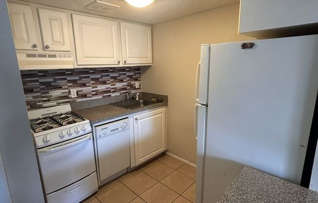 1BED/1BATH Condo - Walk to Uptown Altamonte!