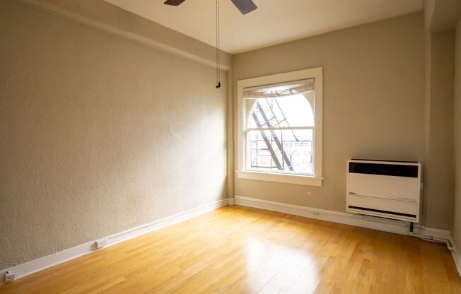 Studio, 1 bath, $1,095, Unit 53