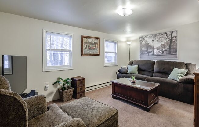 1534 S 4th Street