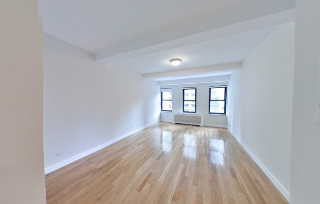 Studio, 1 bath, $3,795, Unit 5L