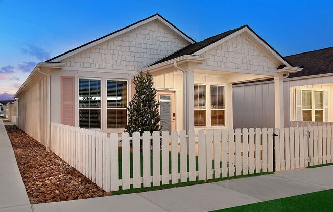 2 beds, 1 bath, 868 sqft, $1,950, Unit 4305