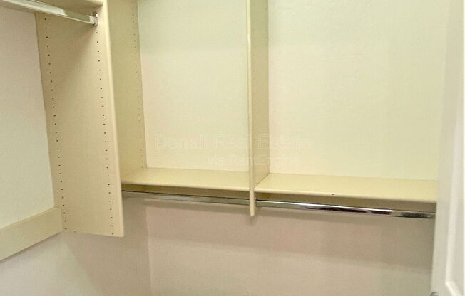 2 beds, 2.5 baths, 1,334 sqft, $2,095, Unit 1167