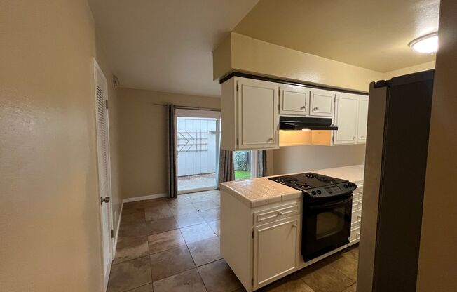 2 beds, 2 baths, $1,850, Unit # 29