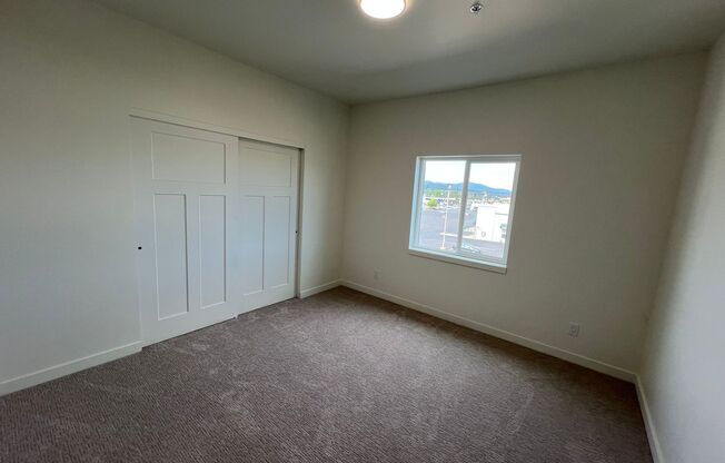 1 bed, 1 bath, 800 sqft, $1,825, Unit 301