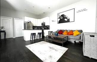 1296 PUTNAM AVE