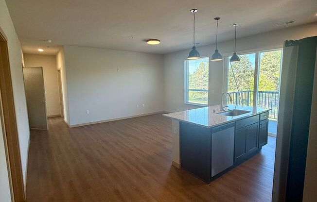 2 beds, 2 baths, 1,220 sqft, $2,575, Unit #200