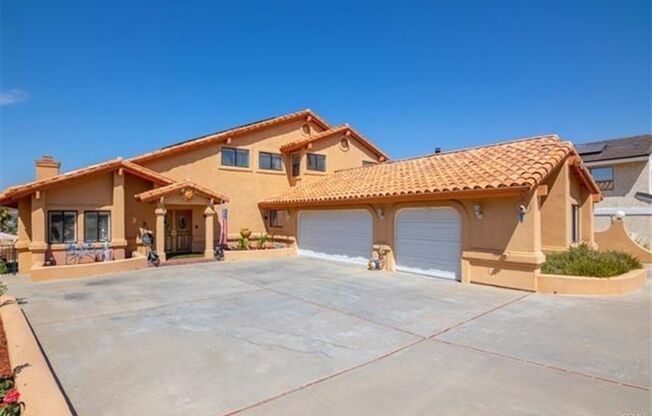 Beautifully upgraded Canyon Lake Home