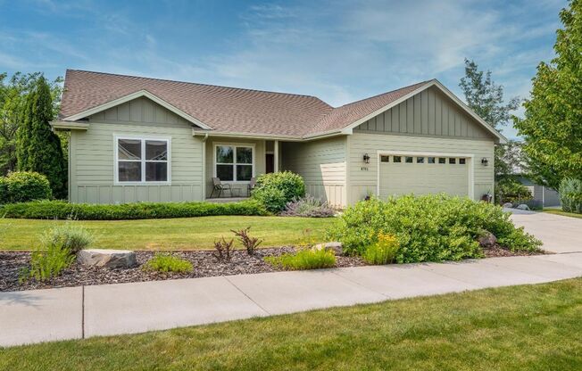 3 Bedroom house in Ranch Club neighborhood