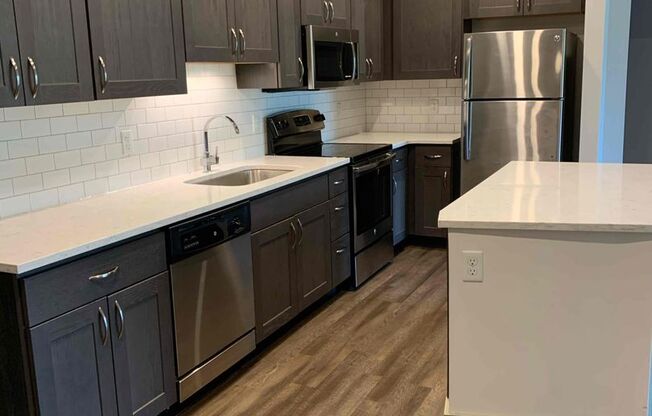 2 beds, 2 baths, 1,050 sqft, $2,055, Unit 3250-303