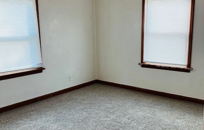 1 bed, 1 bath, $575