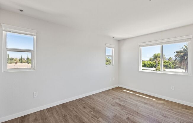 2 beds, 2 baths, 1,100 sqft, $2,799, Unit 401 R