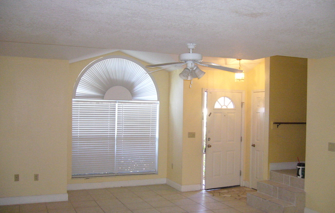 2 Bedroom 2 bathroom Kissimmee ... Available April 2, 2026