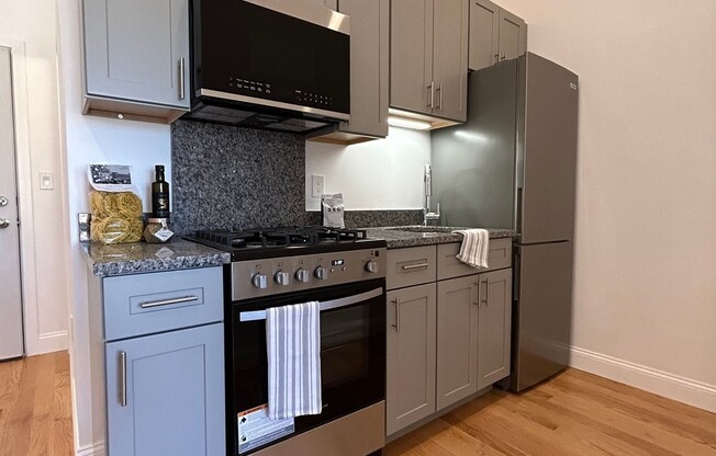 Studio, 1 bath, $1,775, Unit 407