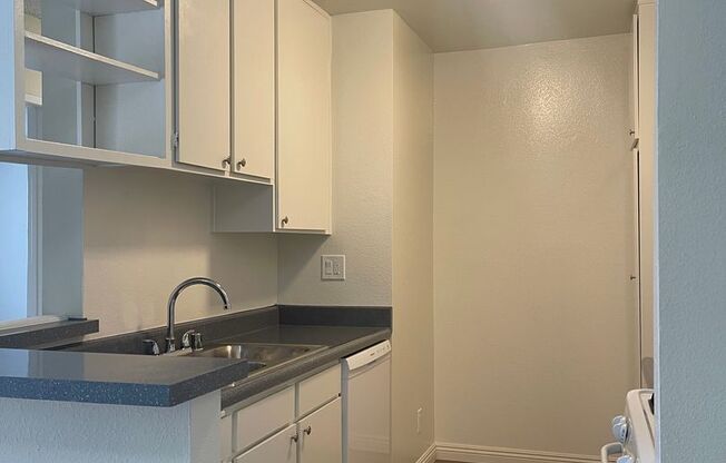 1 bed, 1 bath, 750 sqft, $1,795, Unit 224