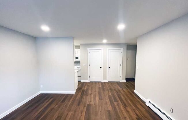 2 beds, 1 bath, 650 sqft, $1,175, Unit 3060-102