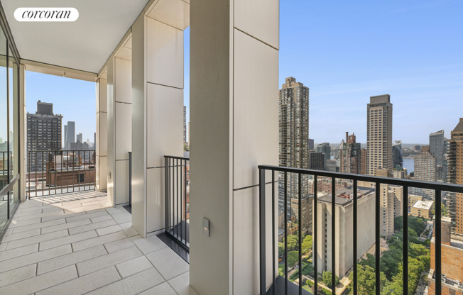 2 beds, 2 baths, 1,362 sqft, $17,000, Unit 30D