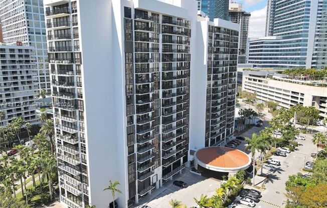 2 beds, 2 baths, $3,500, Unit # 1911