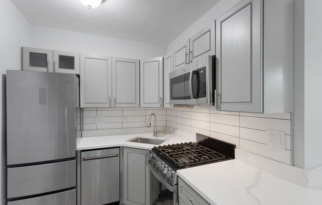 Studio, 1 bath, 340 sqft, $1,450, Unit 205