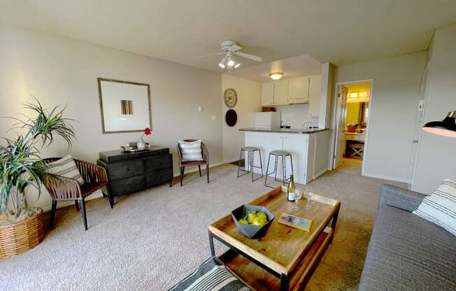 Spacious Studio Apartment in Paradise Gardens at Long Beach California.