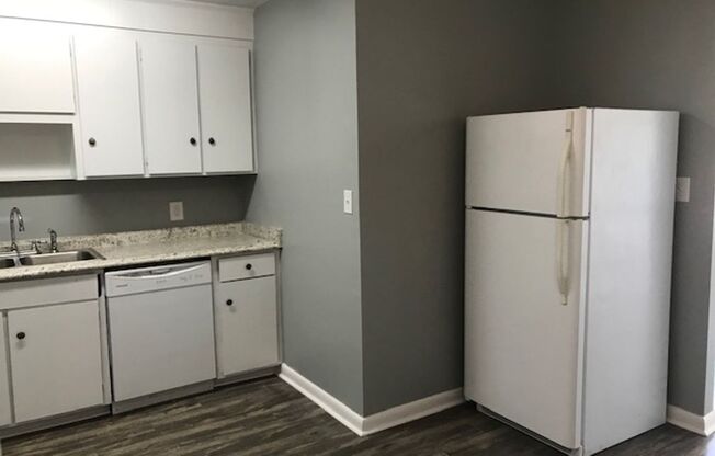 2 beds, 1.5 baths, 950 sqft, $899, Unit 3