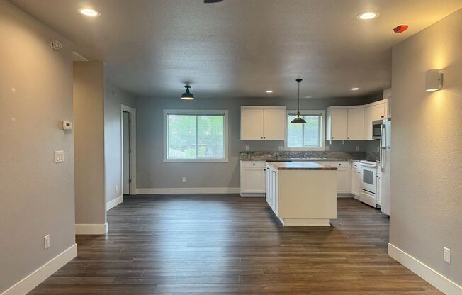 943 Ralston - TENANT PLACEMENT