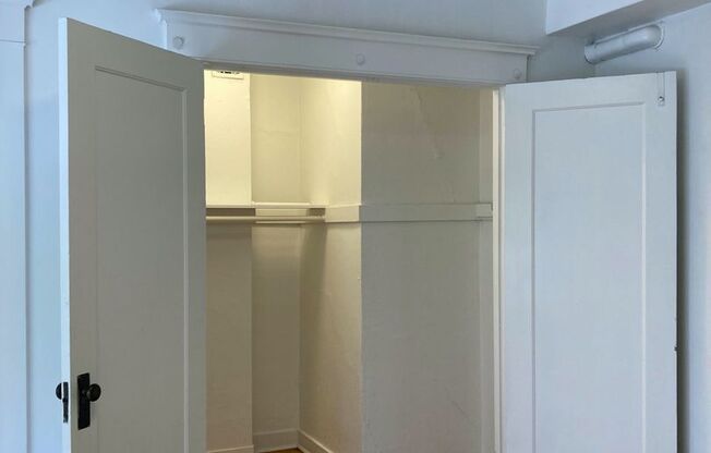 Studio, 1 bath, 335 sqft, $1,345, Unit Unit 308