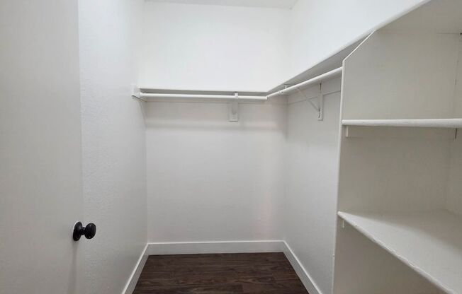 2 beds, 2 baths, 1,074 sqft, $1,500, Unit 3151SG Unit 1060