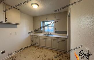 2 beds, 1 bath, 900 sqft, $975, Unit 527-A