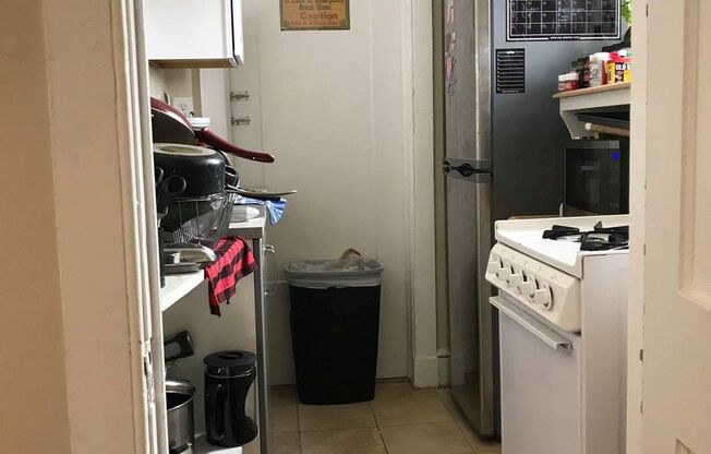 1 bed, 1 bath, 750 sqft, $1,400, Unit G