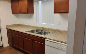 1 bed, 1 bath, 704 sqft, $1,400, Unit 138