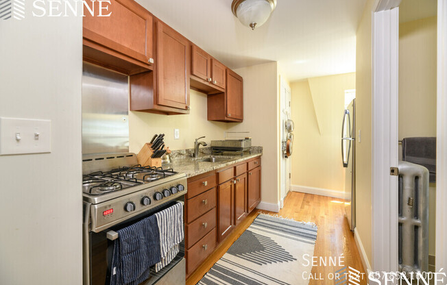 47 LAUREL ST