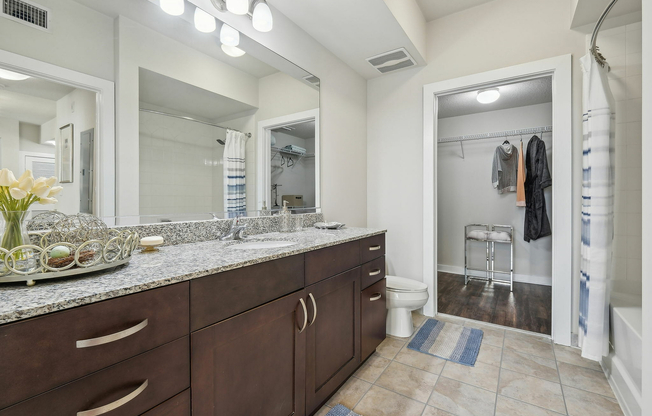 52-web-or-mls-Congress Park Dr unit 326-048