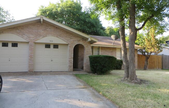 3 Bedroom 2 Bathroom Georgetown Home