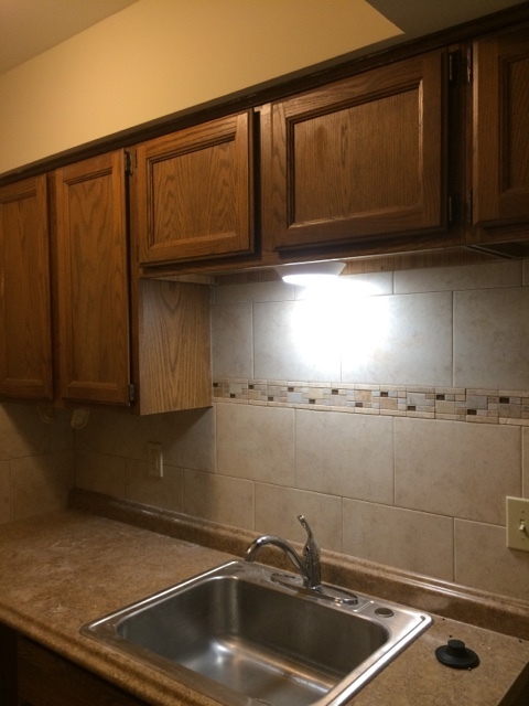 1 bed, 1 bath, 615 sqft, $800, Unit D10