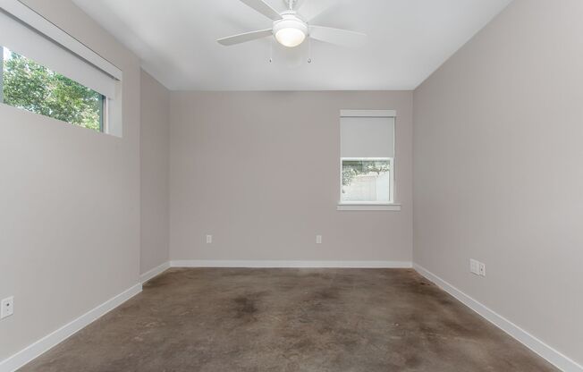 4 Bedroom, 3 Bath Home in Glencoe Terrace!