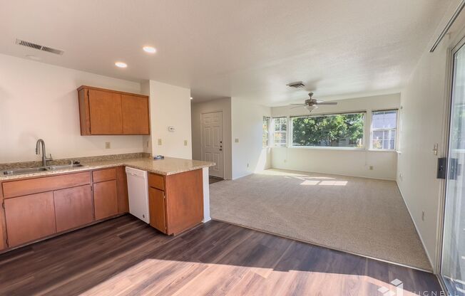 1 bed, 1 bath, 669 sqft, $1,425, Unit 52